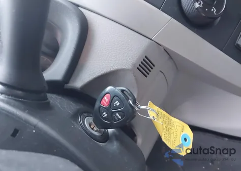 2013 Toyota Corolla L from USA, damaged, VIN 2T1BU4EE3DC962782